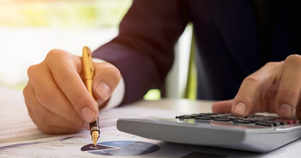 電卓で費用の計算