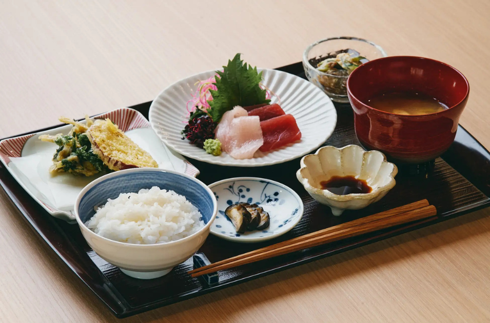 ドーミー大井町二葉 食事