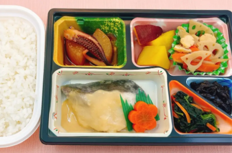 食べて応援、能登の味。高齢者向け宅配弁当で届ける復興への願いを表す画像