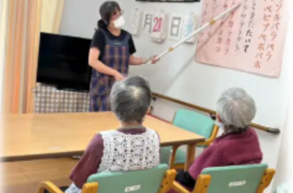 食べる喜びを、いつまでも。三重県「愛の家グループホーム」が推進する楽しみながら続ける口腔ケアを表す画像