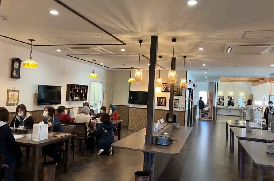 デイサービスのイメージが変わる。“まるでカフェ”な施設が栃木県下野市にオープンを表す画像