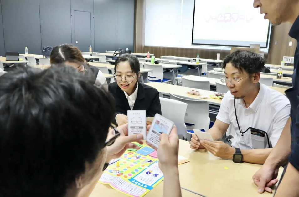 介護への興味が最大3倍に｜千葉県が学校訪問授業の実施校を募集を表す画像